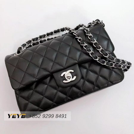 Chanel Classic Double Flap Quilted Caviar Silver-tone Medium Black