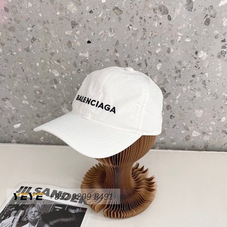 Balenciaga Logo Cap White/Black