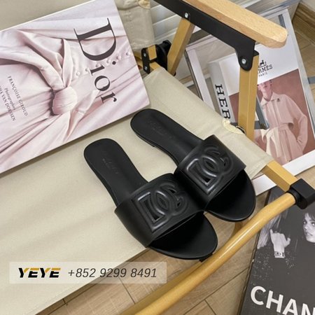 Dolce & Gabbana Black Logo Slides