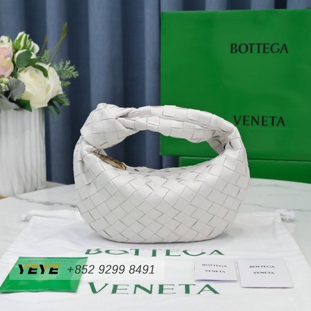 Bottega Veneta Candy Jodie Chalk