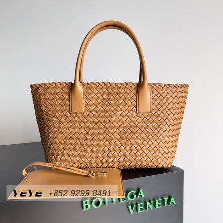 Bottega Veneta Medium Cabat