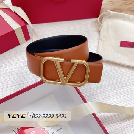 Valentino Garavani VLOGO Buckle Belt