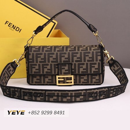 Fendi Baguette 8890