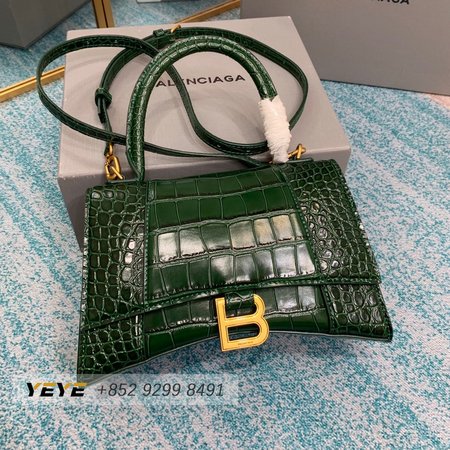 Balenciaga Hourglass 5928331