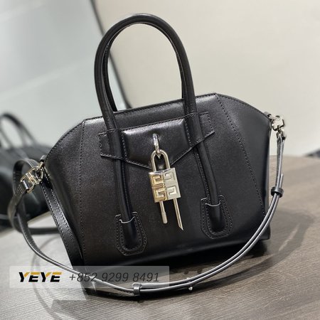 Givenchy Antigona BB50J0B00D-001