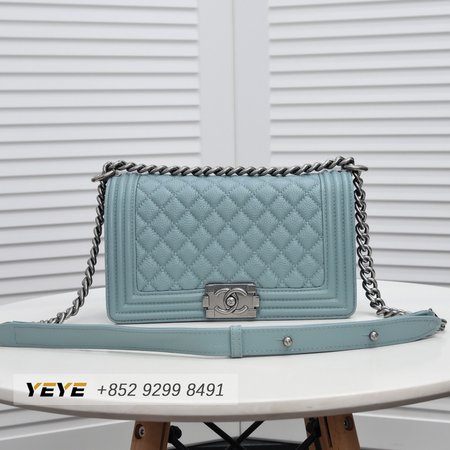 Chanel Boy 67086 Blue