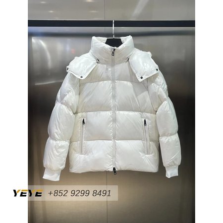 Moncler Autumn And Winter Hooded Down Jacket White