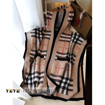 Burberry Women's Wool And Cashmere Mantel Coat Shawl Poncho